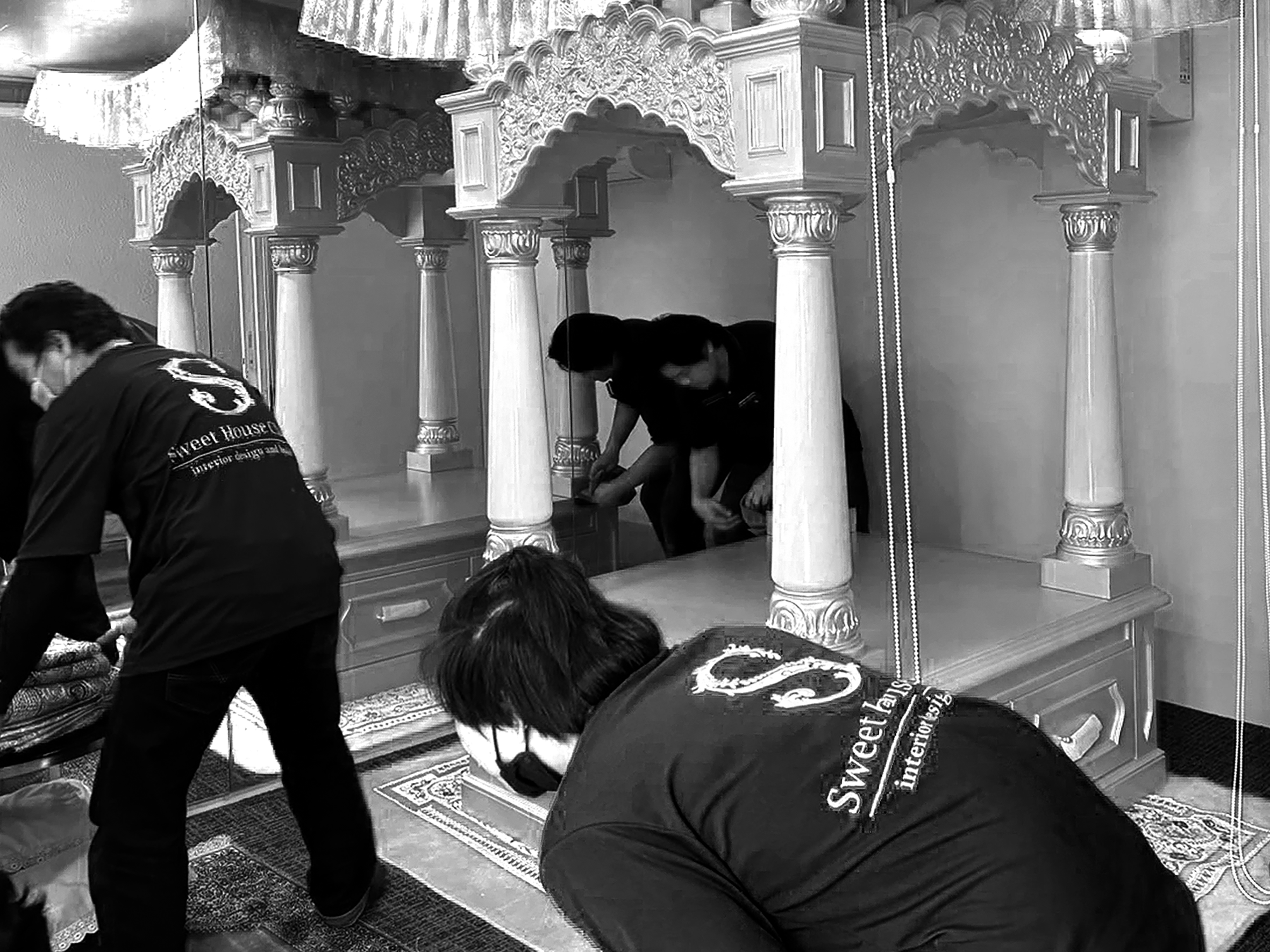 การออกแบบห้องครัวสไตล์โมเดิร์น พร้อมวัสดุพรีเมียมจาก SweetHouseClass ในคอนโดมิเนียมที่กรุงเทพฯ